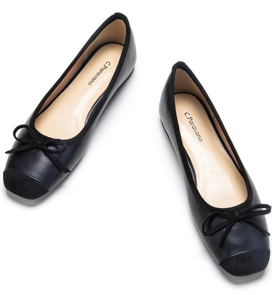 Retail Le$$ - Black leather flats