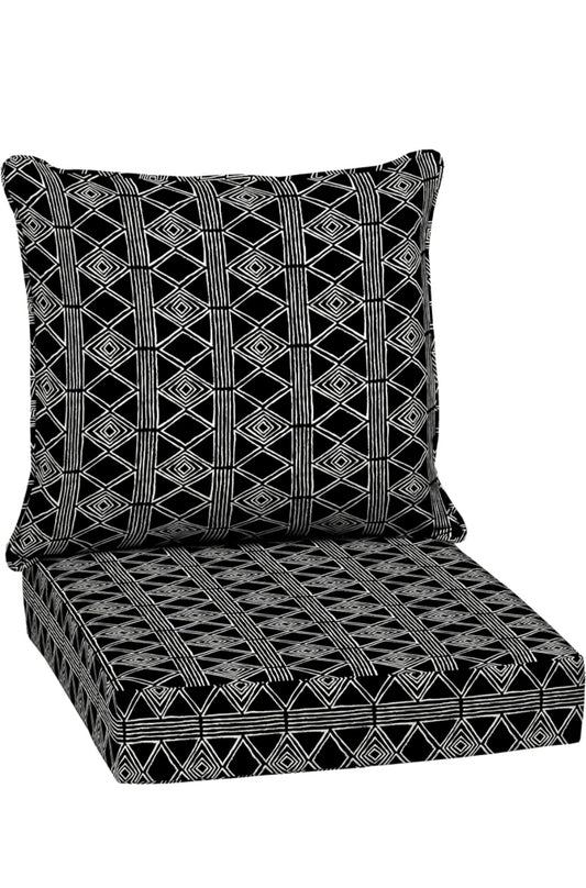 Retail Le$$ - Black white pillow cushion set