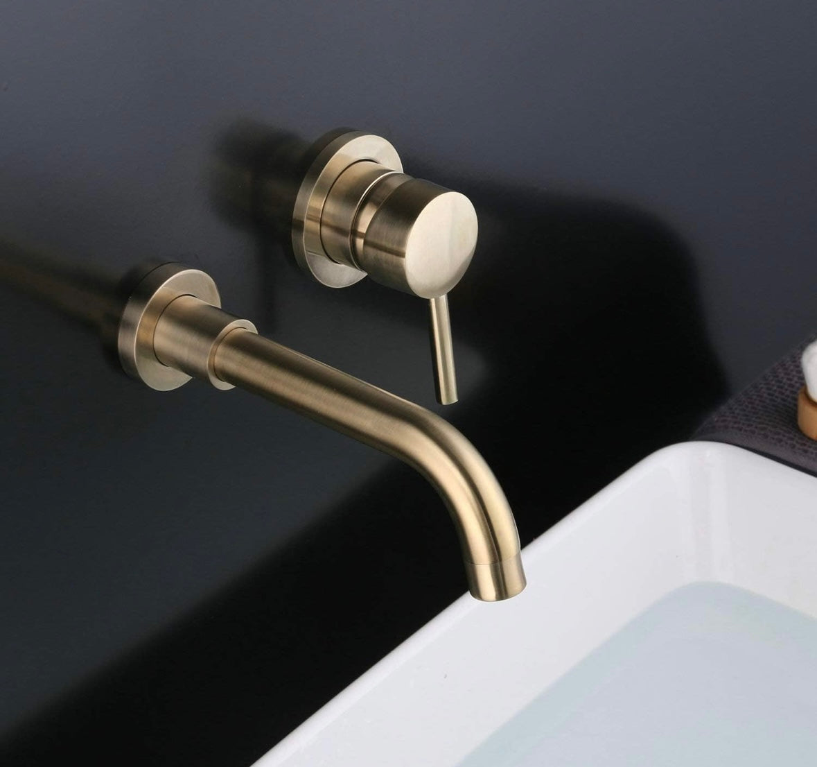 Newrain Single Lever Bathroom Faucet