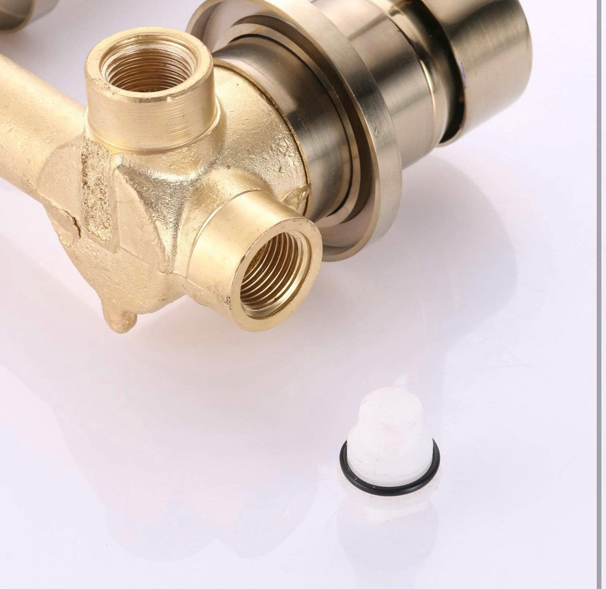 Newrain Single Lever Bathroom Faucet