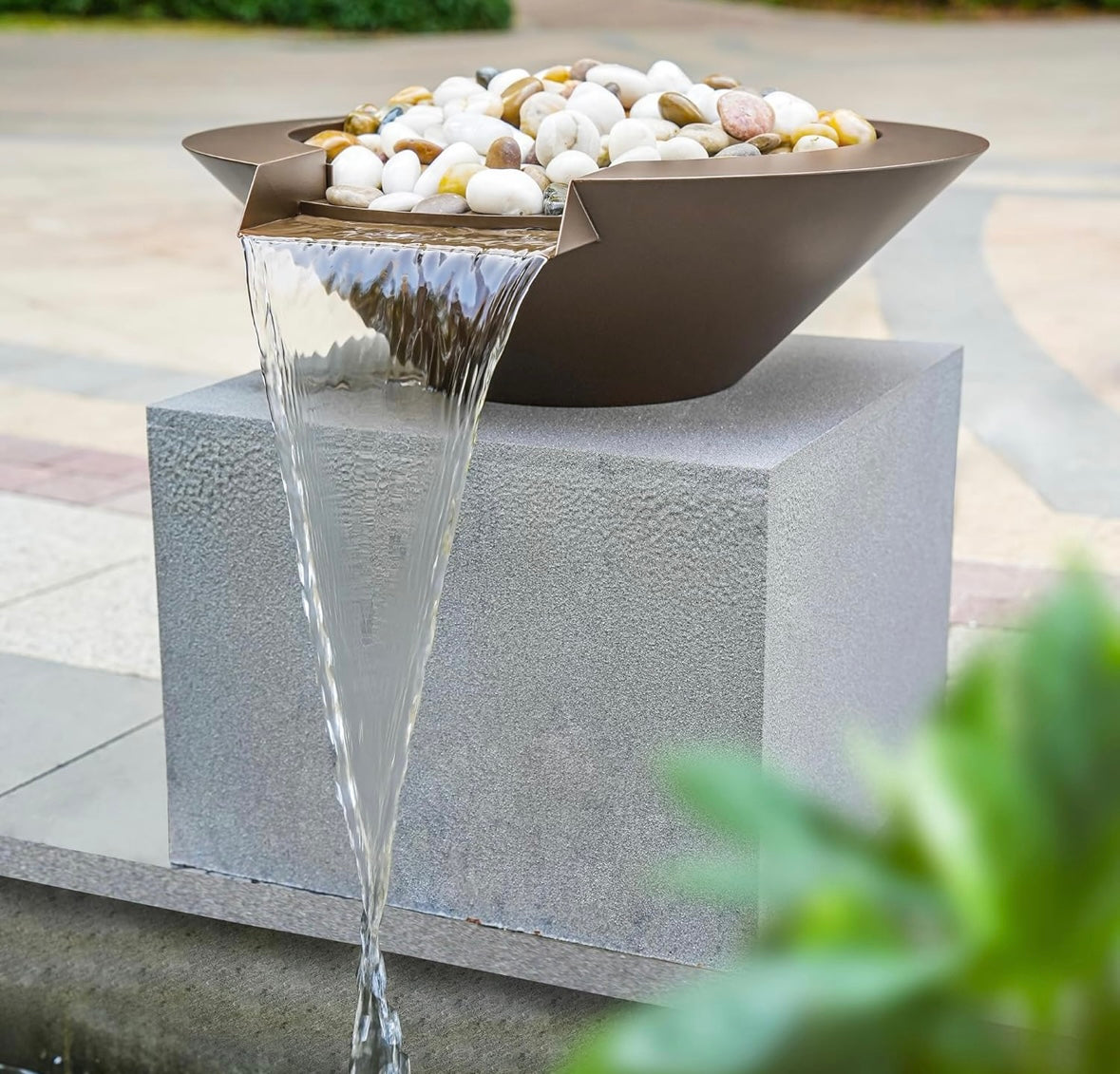 Pondo 20" Water Bowl