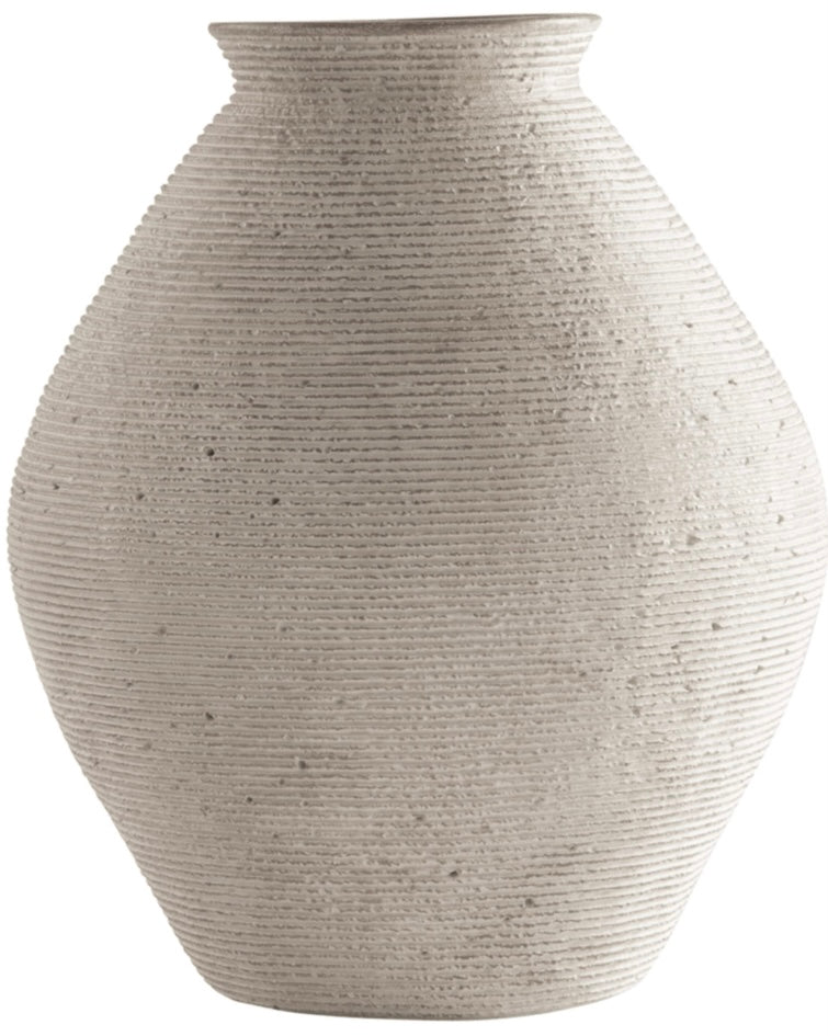 Retail Le$$ - Beige polyresin vase
