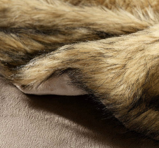 Retail Le$$ - faux fur throw